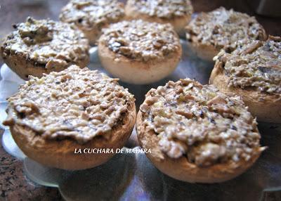 CHAMPIÑONES RELLENOS EMPANADOS