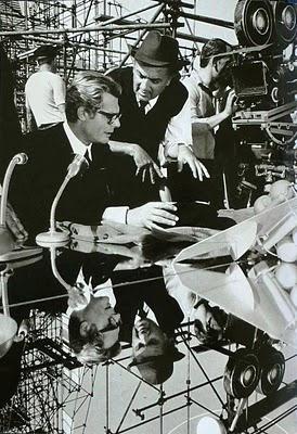 Material Gráfico: Fellini´s 8 1/2