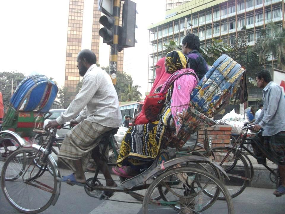 VIAJE A BANGLADESH . I