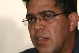 EL NOMBRAMIENTO DE ELIAS JAUA ES ILEGÍTIMO