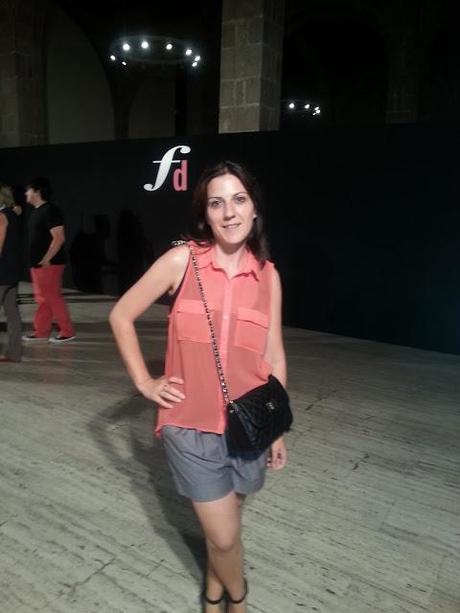 Desfile de los alumnos de la escuela Felicidad Duce.