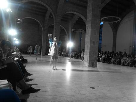 Desfile de los alumnos de la escuela Felicidad Duce.