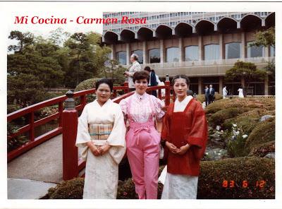 FIDEOS DE ARROZ AL CURRY CON POLLO, TERNERA, LANGOSTINOS Y CALDO DEL PUCHERO