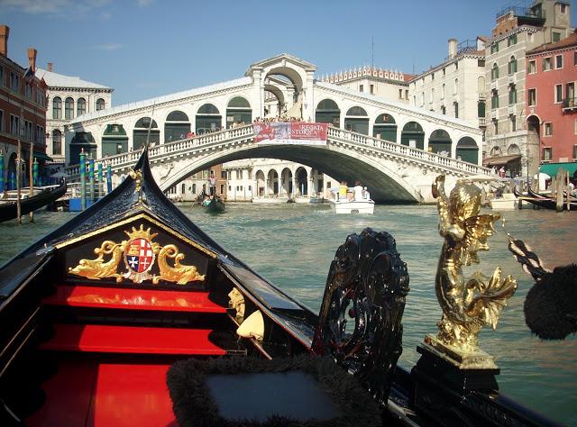PAPPADELLE CON SALSA Y PUENTE DE RIALTO