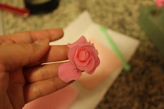 Paso a paso: hacer rosas con fondant