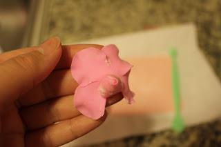 Paso a paso: hacer rosas con fondant