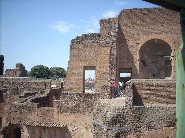 BUCATINI A LA AMATRICIANA
