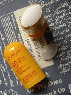 Líne solar de CLARINS