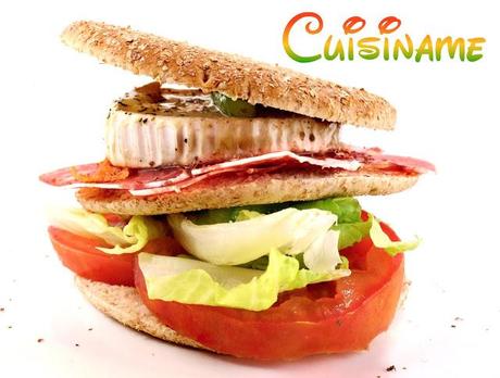 sándwich, sándwich gourmet, longaniza de payés, queso de cabra, bocadillos, yummy recipes, recetas de cocina, recetas caseras, recetas originales, humor, recipes, recetas originales