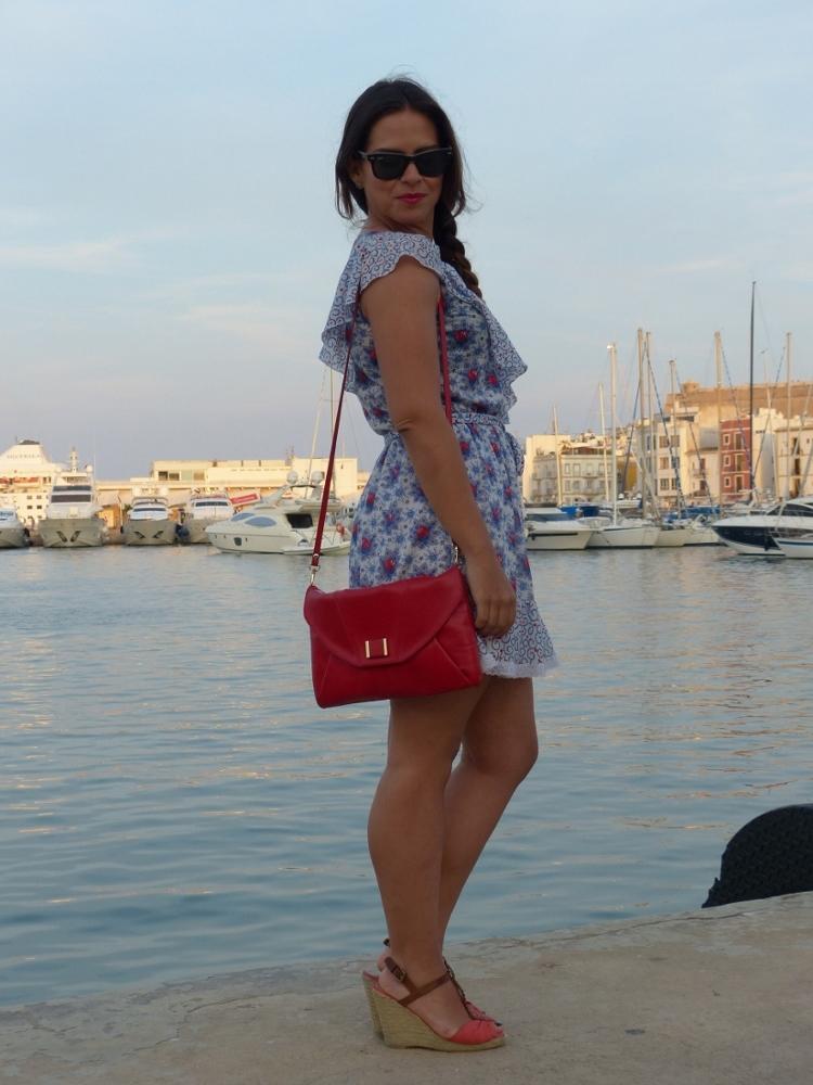 Vestido de Mango en el Puerto de Ibiza