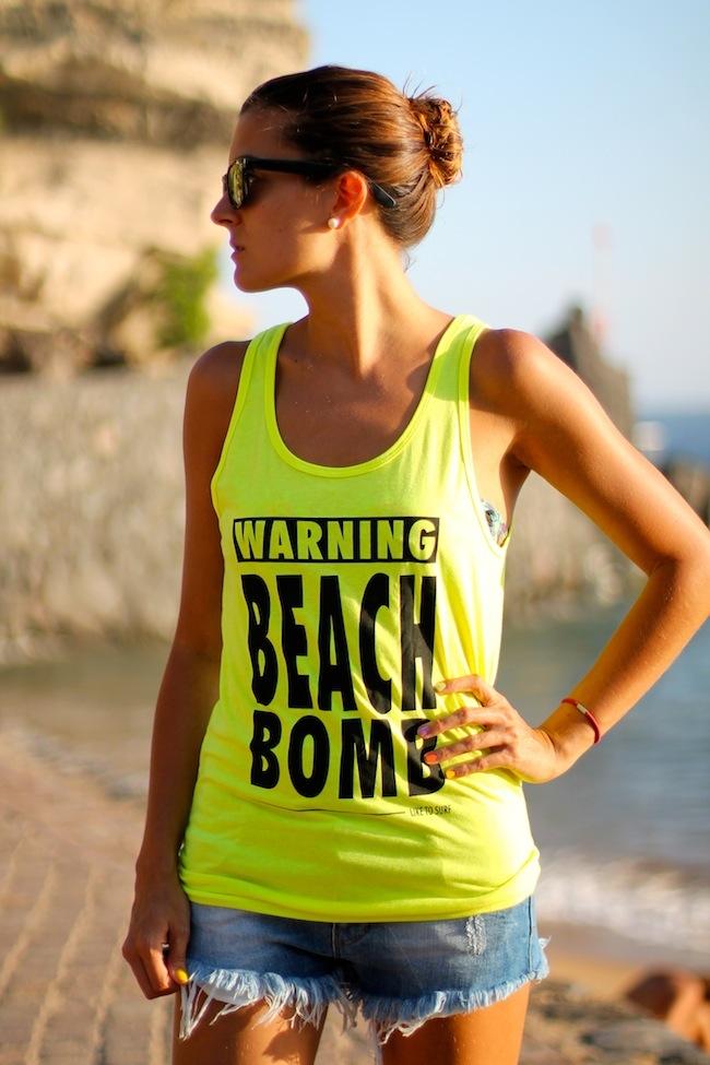 T-Shirts Like To Surf