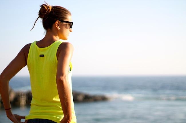 T-Shirts Like To Surf