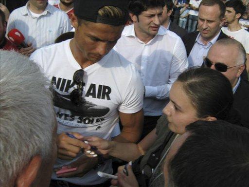 Cristiano Ronaldo inaugura una academia de fútbol en Georgia