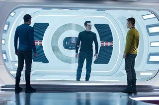 STAR TREK & STAR TREK EN LA OSCURIDAD (Reseña combinada de las 2 pelis)