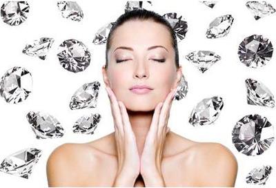 UN  DIAMANTE ES PARA SIEMPRE