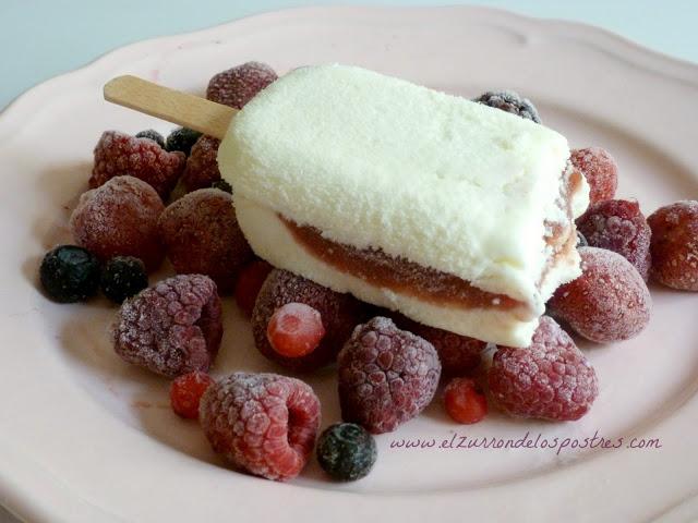 Polos de Nata con Mermelada de Frutas del Bosque