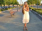 LONG WHITE DRESS Buenos días!!! Estaba deseando enseñaros...