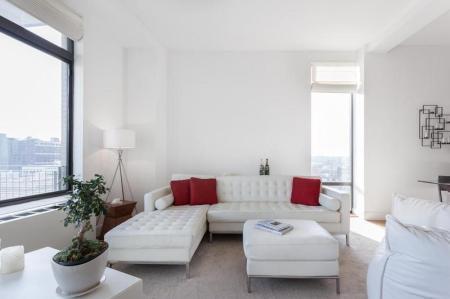 vacaciones pisos alquiler new york pisos apartamentos new york Piso de alquiler en Brooklyn New York diseño decoración interiores alquiler decoración minimalista usa new york brooklyn decoración en blanco cocinas oscuras cocinas modernas blog decoración nórdica 