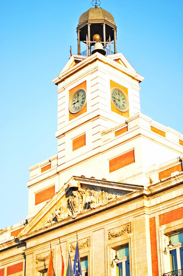 VESTIDO + SANDALIAS DE FLECOS