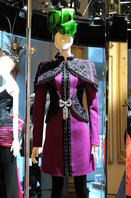 Christian Lacroix y Schiaparelli: creando arte