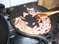 ENSALADA TEMPLADA DE BACON Y QUESO