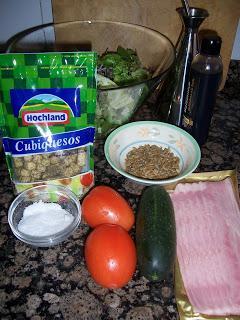 ENSALADA TEMPLADA DE BACON Y QUESO