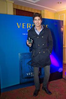 VERSACE EROS: Amor, Pasión, Belleza y Deseo