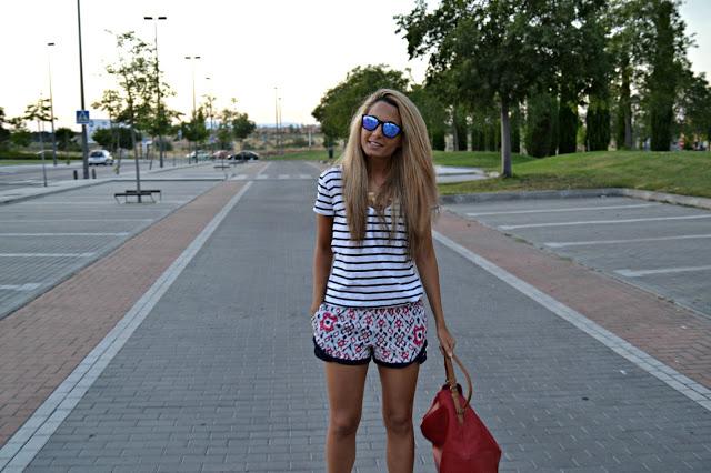 BLUE PRINTED SHORTS Buenos días!!! Hoy os traigo un look ...