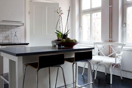 Dúplex con terraza estilo nórdico dúplex con terraza decoración diseño nórdico decoración exteriores nórdico decoración dúplex y áticos decoración diseño exteriores balcones y terrazas decoración blanco y negro blog diseño decoración interiores nórdico