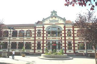 Mieres: un castillete en el Camino