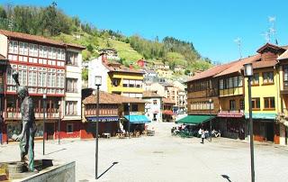 Mieres: un castillete en el Camino