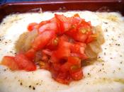 Queso Provolone cebolla caramelizada tomate troceado