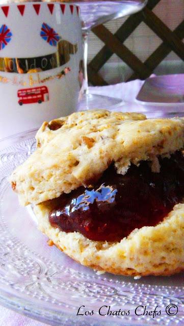 Whole Kitchen en su Propuesta Dulce para el mes de Enero nos invita a preparar un clásico Escocés Scones