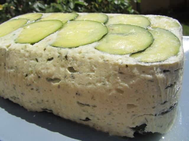 Pastel de pollo y calabacín al vapor