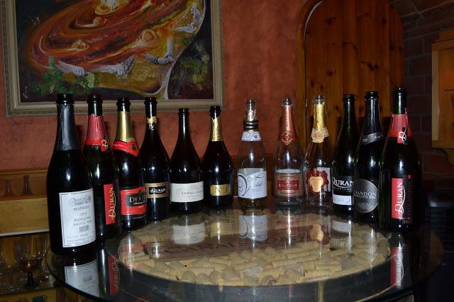 IV CATA DE VINOS ESPUMOSOS INTERNACIONALES de RAMON CANALS