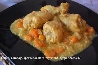 POLLO AL CURRY CON LECHE DE COCO