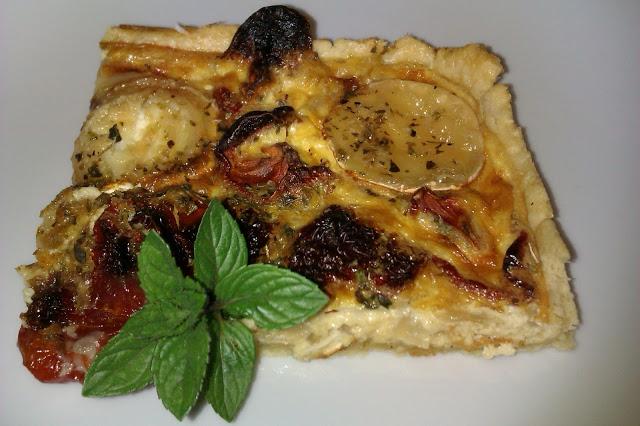 QUICHE DE TOMATES Y RULO DE CABRA