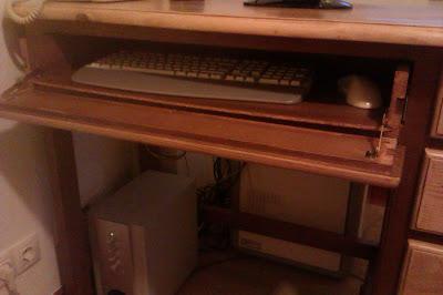 ♥ ♥ ♥ UN CAJON CONVERTIDO EN BANDEJA EXTRAIBLE