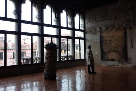 La mirada de Tàpies en Palazzo Fortuny