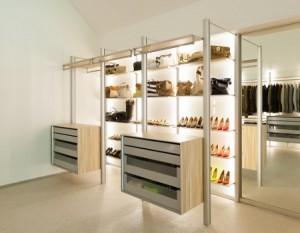 DRESSWALL: un original armario creado por ANYWAYdoors