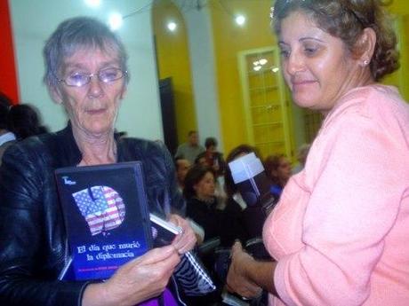 Bernie Dwyer: ¡¡Siempre PRESENTE!! Bernie Dwyer: ¡¡Siempre PRESENTE!!