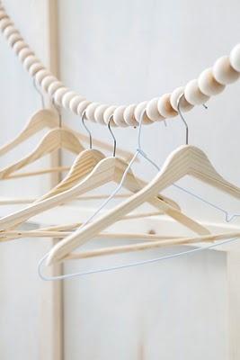 BOLAS DE MADERA / WOODEN BALLS