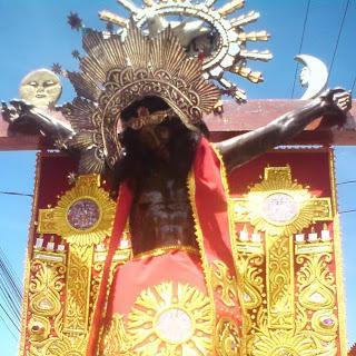 VENERADA IMAGEN DEL CRISTO DE MAYO DE HUARIACA-PASCO