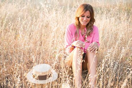 cristina blanco, fashion bloggers, spain fashion bloggers, OUTFITS, bdba, shorts seda verde caza, camisa fluor, canotier, bohochic hat, bohochic tocados, steve by steven madden, mini chic, lacambra, dime que me quieres, adamarina, Aristocrazy, Michael Kors, 