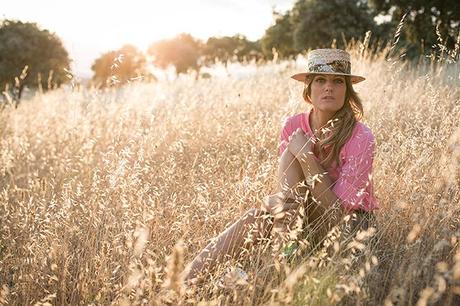 cristina blanco, fashion bloggers, spain fashion bloggers, OUTFITS, bdba, shorts seda verde caza, camisa fluor, canotier, bohochic hat, bohochic tocados, steve by steven madden, mini chic, lacambra, dime que me quieres, adamarina, Aristocrazy, Michael Kors, 