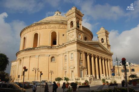 Rutas de autobús en Malta Iglesia de Mosta
