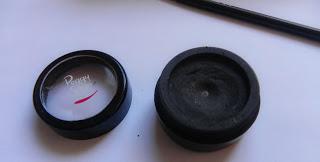 Review: Cake liner Peggy Sage