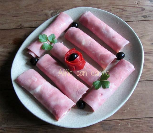 FALSOS CANELONES DE JAMÓN COCIDO, QUESO Y PIQUILLOS