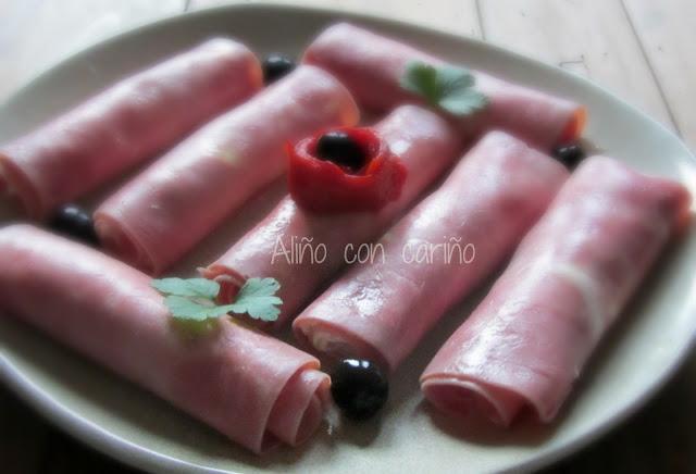 FALSOS CANELONES DE JAMÓN COCIDO, QUESO Y PIQUILLOS