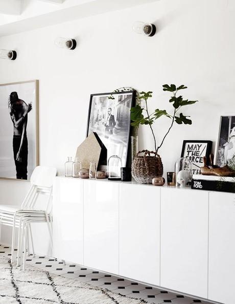 Un toque de negro con estilo rock, en una decoración nordica